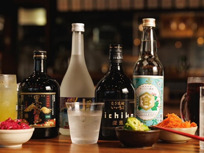 焼酎
「金宮」「いいちこ深薫」「黒霧島」「鍛高譚」
ボトルセットございます♪