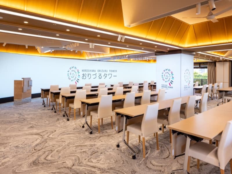5F 凛
会場面積　279.17㎡
スクール　～68名
