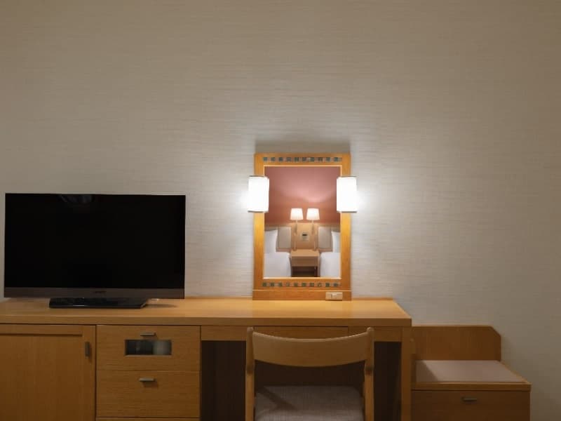 ［スタンダードツインルーム 24㎡］高層階（9〜12階）

幅広い年代の方に人気のお部屋
ご希望の場合には電車の見えるお部屋をご用意させていただきます