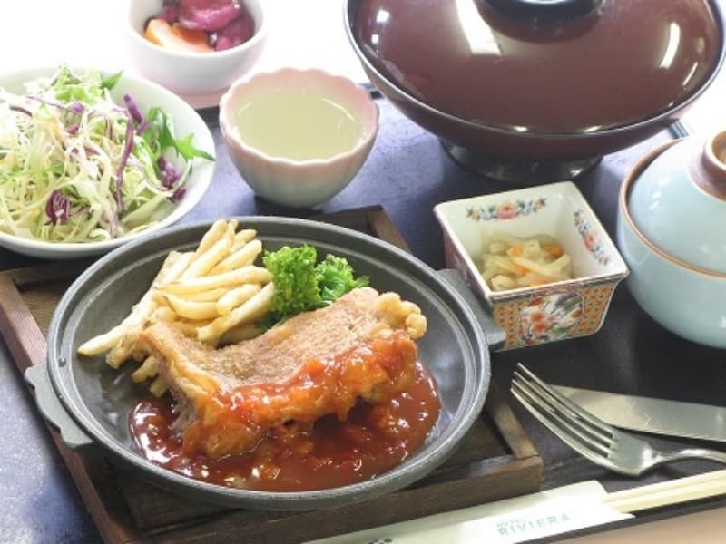 阿波尾鶏サルサ定食