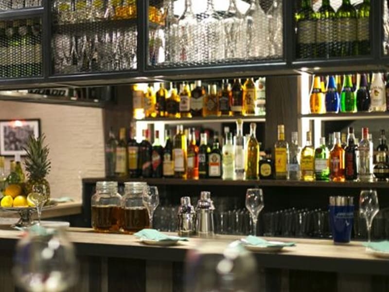 インテリアにこだわった雰囲気抜群の店内