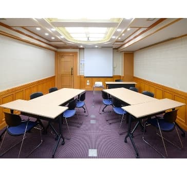 E会議室