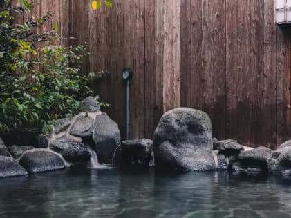 【温泉】
心ほどける露天風呂