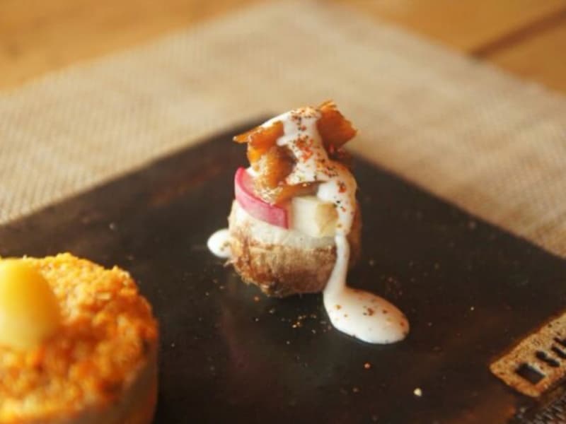 素材の味を大切に、すべて手作りにこだわった料理をお楽しみいただけます。