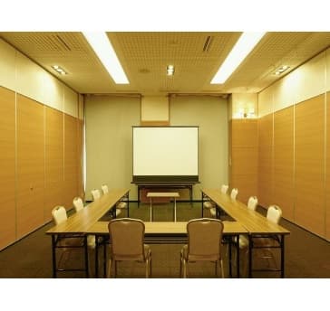 新入社員研修・技能研修などの企業研修や、学校・進学塾などの勉強合宿、
各種セミナーなど様々なご利用プランをご案内させていただきます。
人数・ご予算・目的に応じてプランをお選び下さい。