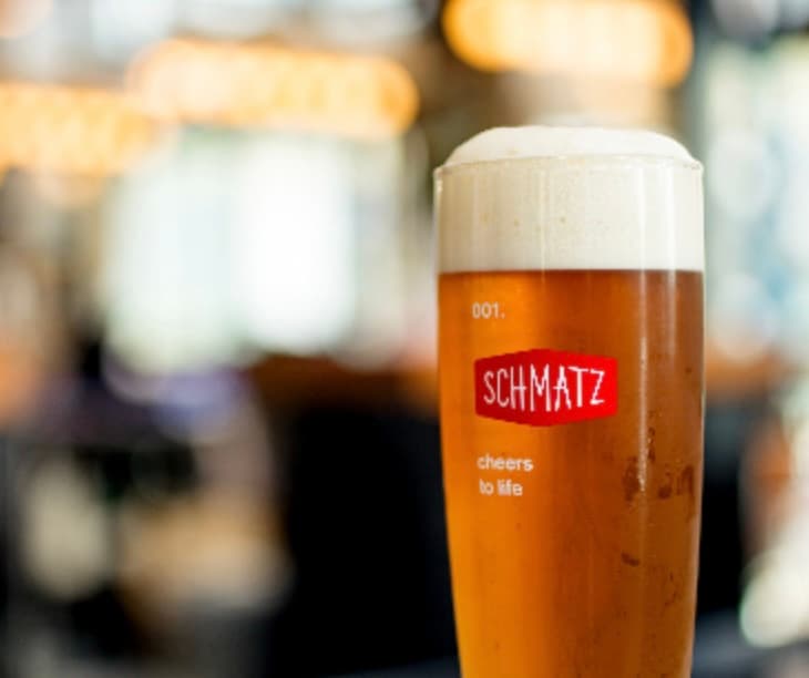 本場ドイツビールが飲み放題！
当店だけのオリジナルビールがお食事付きで飲み放題！お気に入りの一杯が見つかること間違いなし♪常時ボトルビール、タップビール含めて10種類以上をご用意。
