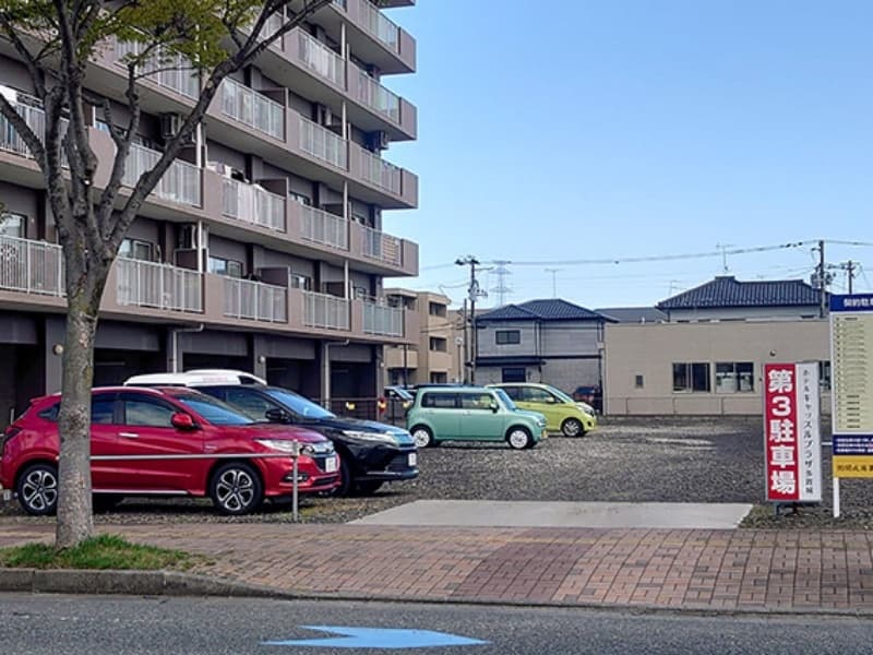 【屋外】第3駐車場（徒歩3分）