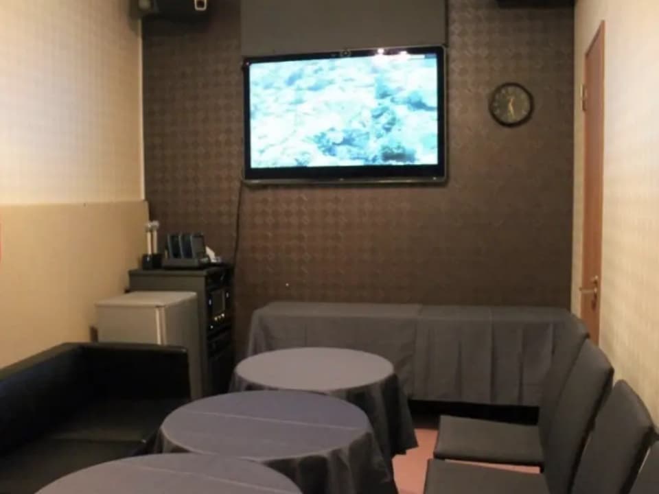 控室はオプションでご利用可能です