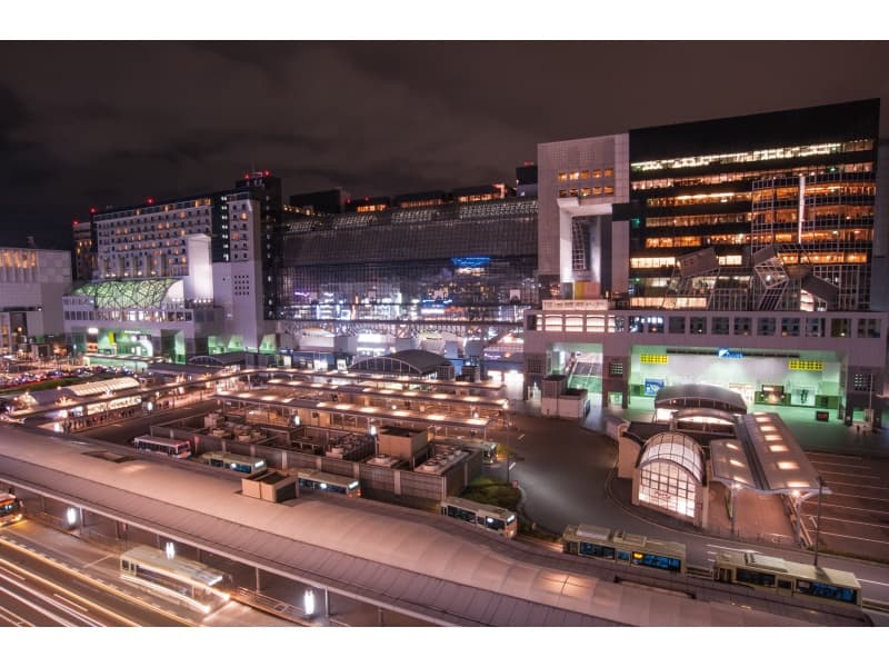 JR京都駅から徒歩3分の好立地。