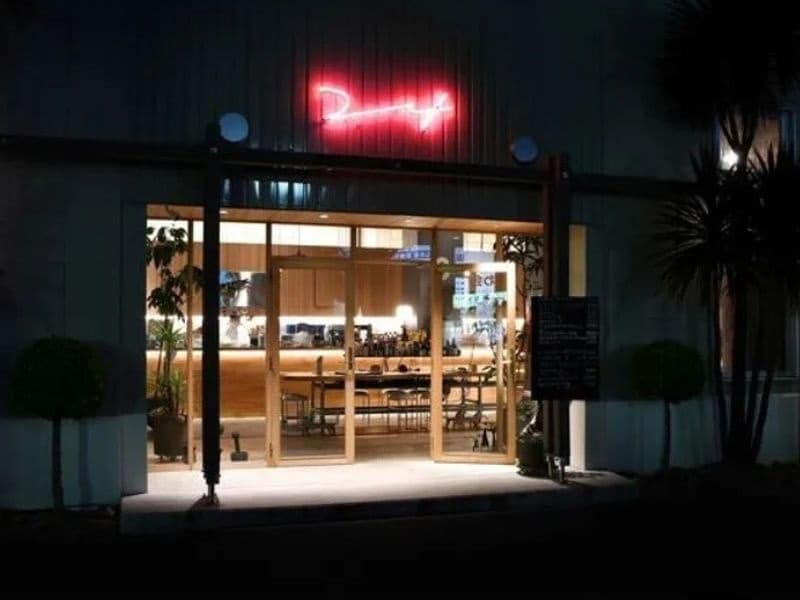 店前写真
夜Ver.