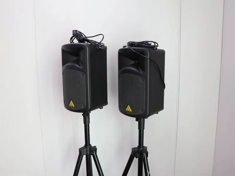 備品　スピーカー