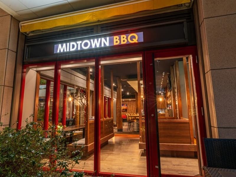 MIDTOWN BBQ 外観