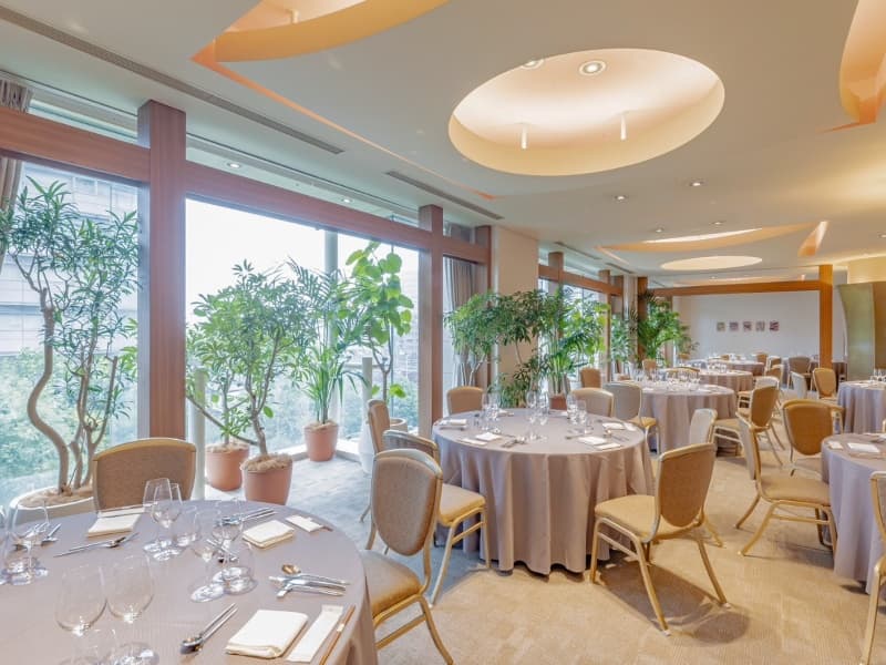 ［THE PARK ROOM／小宴会場］
着席80名様／立食100名様