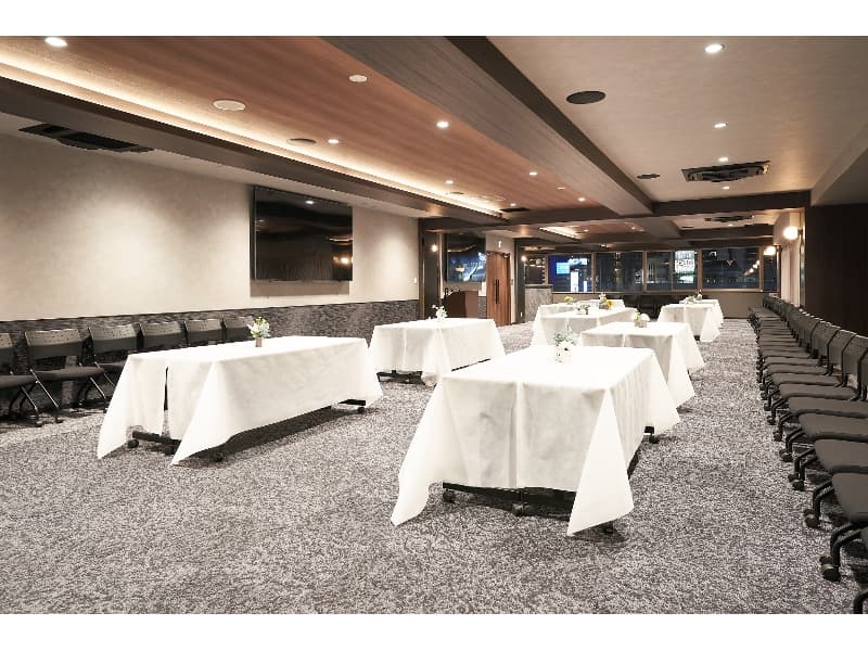 【メインフロア - 半立食レイアウト】- TIME SHARING 新橋駅前5F（銀座口） の写真