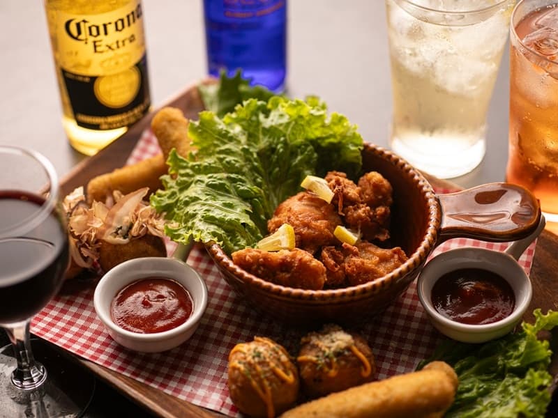お食事メニューも豊富！
お料理にこだわりたい方に！厳選コース♪
スタンダードに宴会を楽しみたい方には！カジュアルコース♪