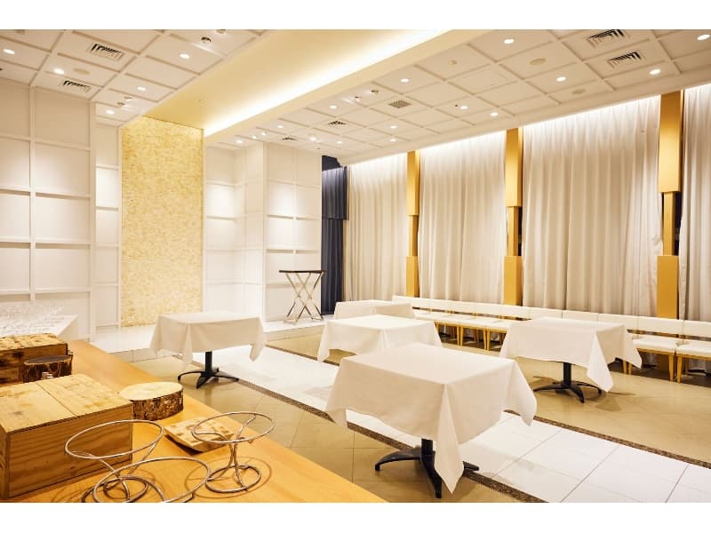 PARTY ROOM
着席：24名　立食：50名