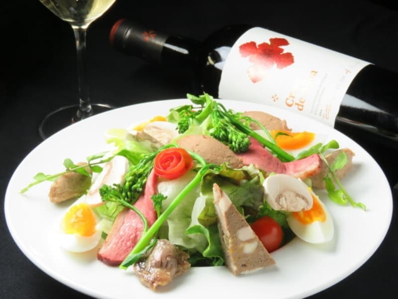 美肌効果のあるスーパーフードなどをふんだんに使用したお料理のご提供も行っております。