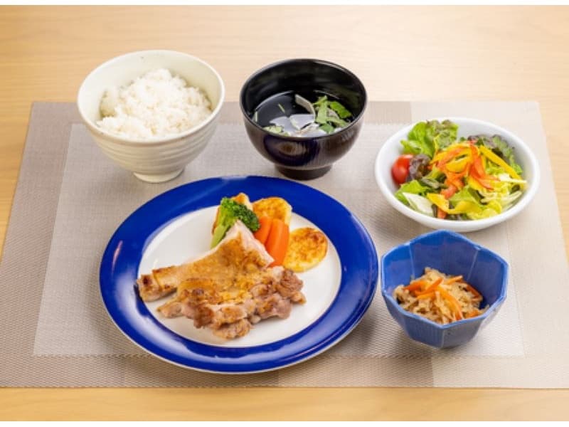 昼食