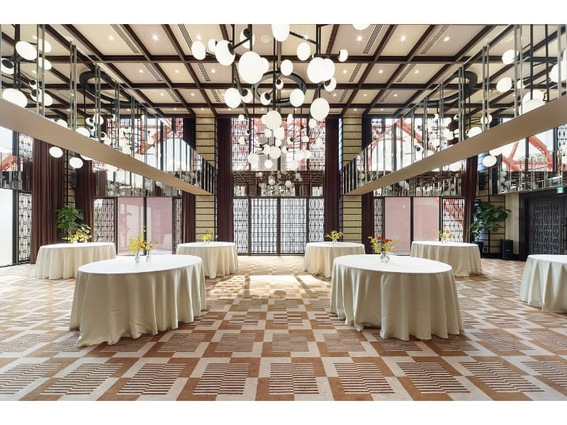 4F The Tower Room / 立食ブッフェ形式