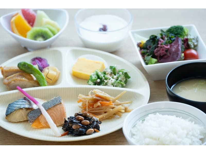 ●朝食例（予約制）▶ビュッフェ形式でご提供いたします。