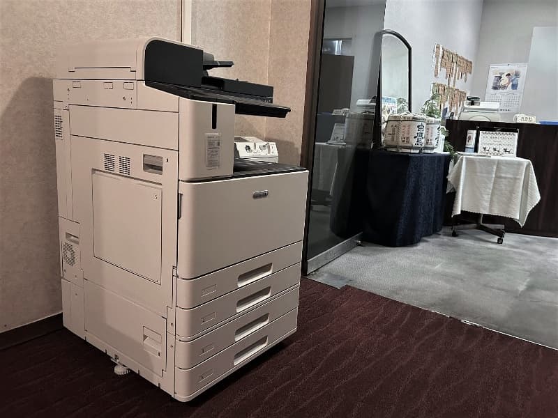 ■セルフコピー機（６階）

レストランの入口前にセルフコピー機があります。