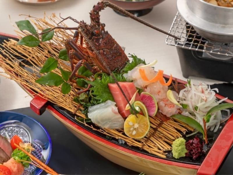 伊勢海老の姿造り（料理 / 夕食：冬）