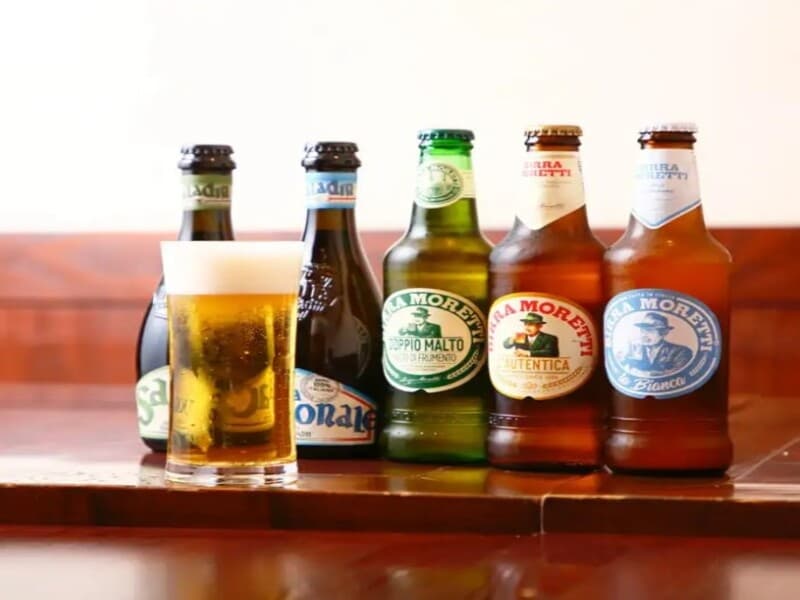 ドリンクはワインのほか、"モレッティ"など、イタリア産ビールもラインナップ