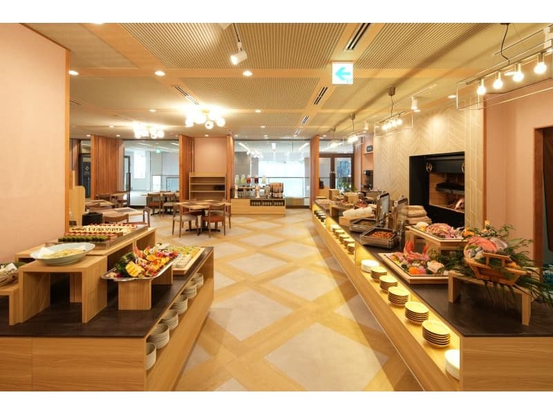 食事会場《MAKIBI》