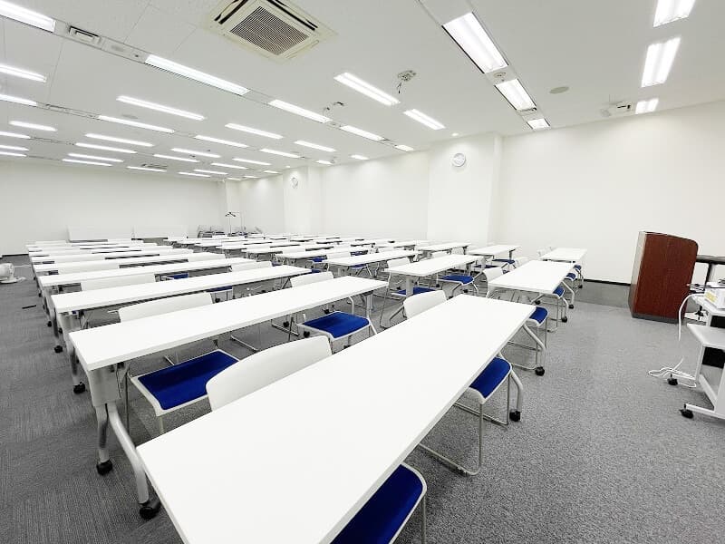 I_156㎡_天井高2.5m_セミナーやイベント会場に最適!