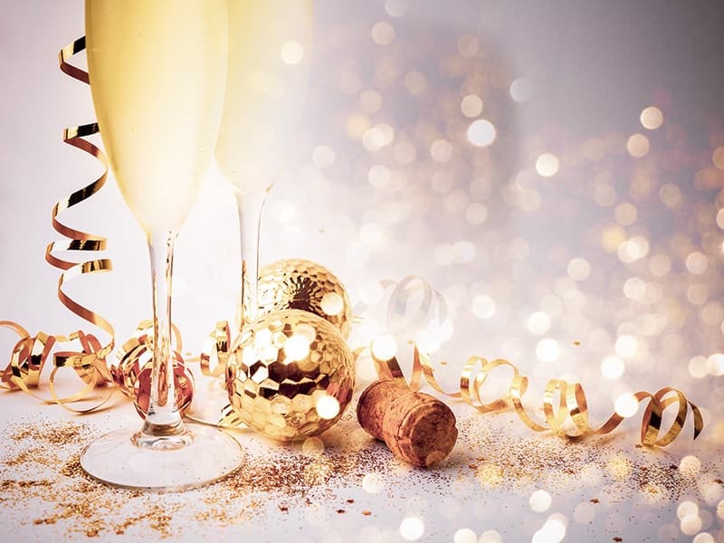 【忘・新年会】2時間飲み放題付！着席コース1名15,000円～1年の締めくくりを贅沢に新しい年のスタートを華やかに忘新年会プラン！
年末年始のイベントにもご利用いただけます。