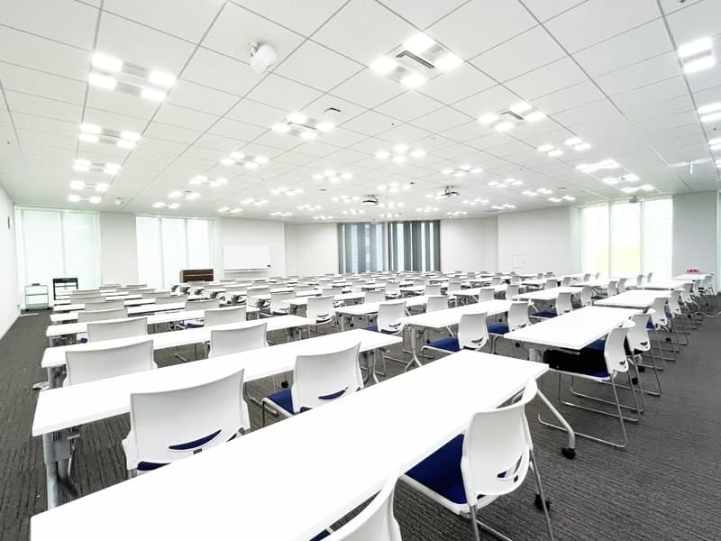 401B_220㎡_天井高3m_イベント会場に最適!