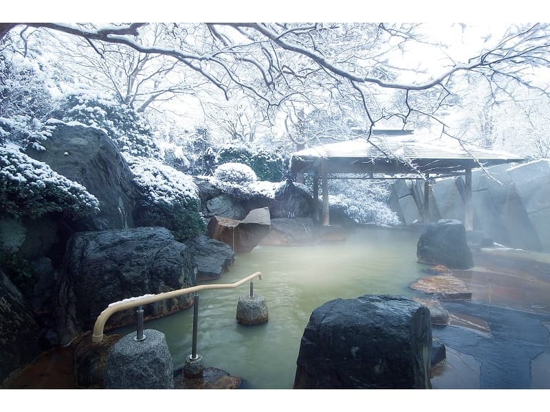 冬の露天風呂「篝火の湯」