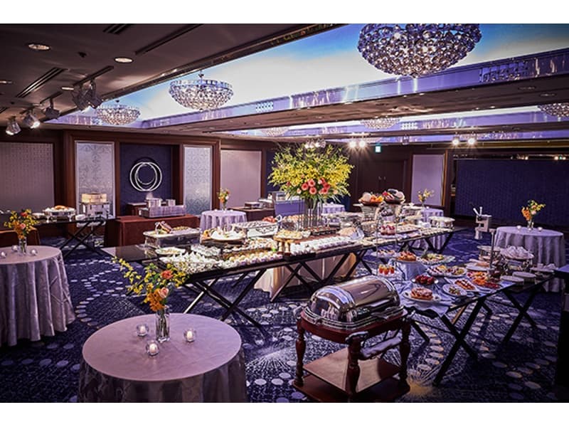 【カシオペアルーム】
正餐100/立食140/スクール150/シアター220
