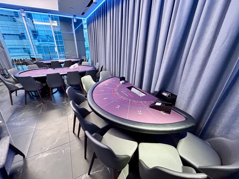 メインフロア_X CASINO（アミューズメントカジノ）＜東急歌舞伎町タワー5F＞