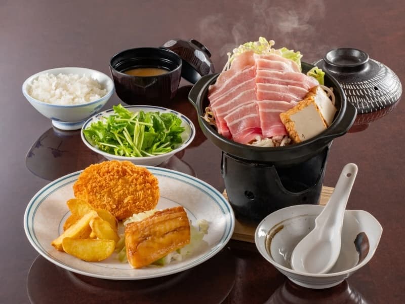 食物アレルギーをお持ちのお客様へ
アレルギーをお持ちのお客様にも安心してお食事をお楽しみいただけますよう、可能な限り対応したお料理をご用意いたします。