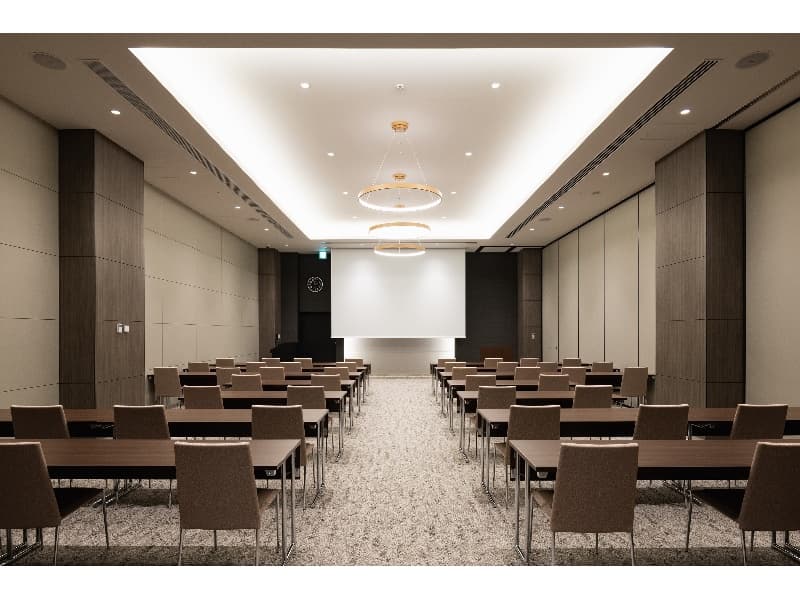 ROOM8 / スクールイメージ