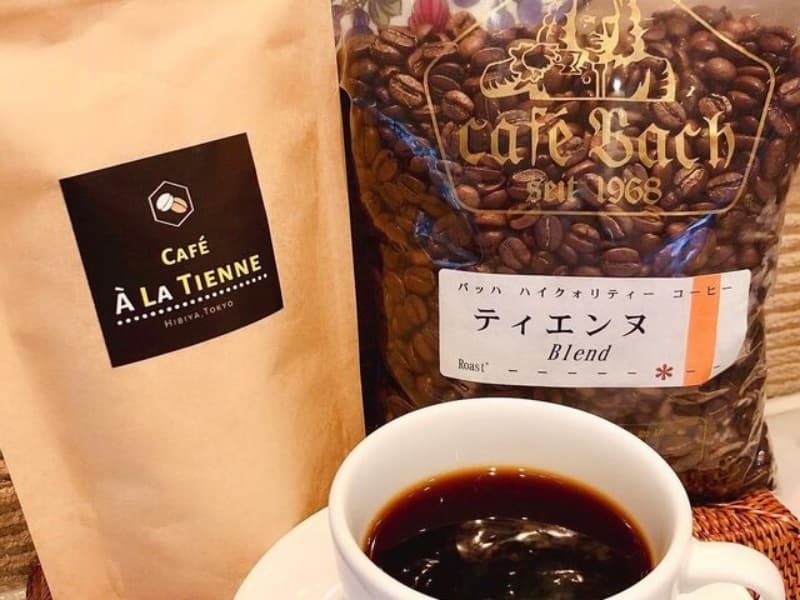 老舗珈琲店で焙煎した豆で淹れた至福のコーヒー