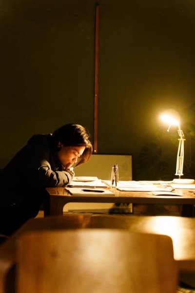 一日を書いて振り返るジャーナリング。研修・探究の事前・事後学習にも活用できます。