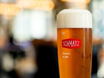 泡まで美味しい、至福のドイツビール。