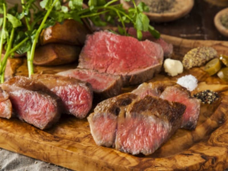 ジューシーなお肉を、焼きたての美味しさで