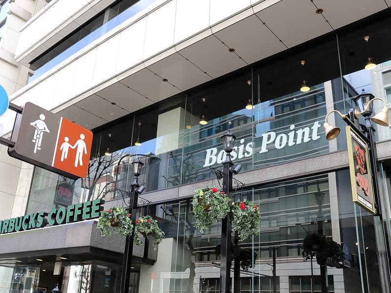 新橋駅から徒歩1分好アクセス！| Basis Point Lab.新橋銀座口店