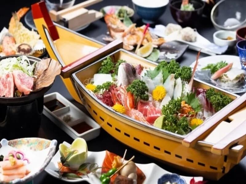 【忘年会・新年会・懇親会・同窓会】きときと！プラン（お料理グレードアップ　氷見味覚満喫の贅沢会席）