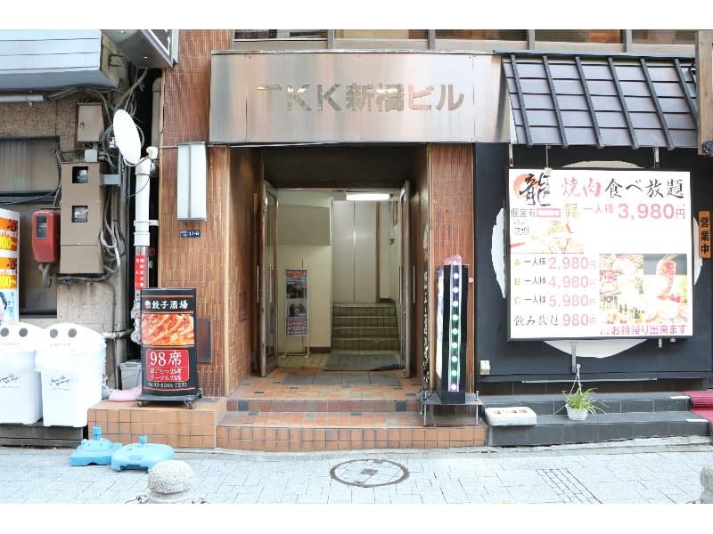 ビル入口