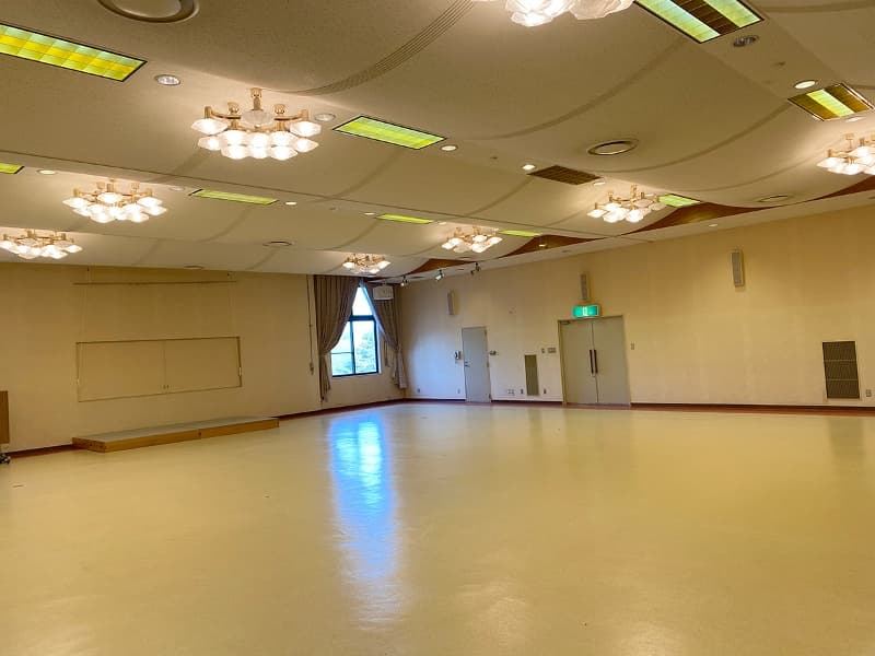 ホール
