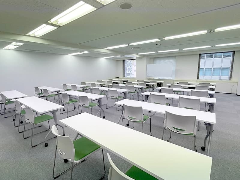 703_100㎡_天井高2.5ｍ_セミナーやイベント会場に最適！
