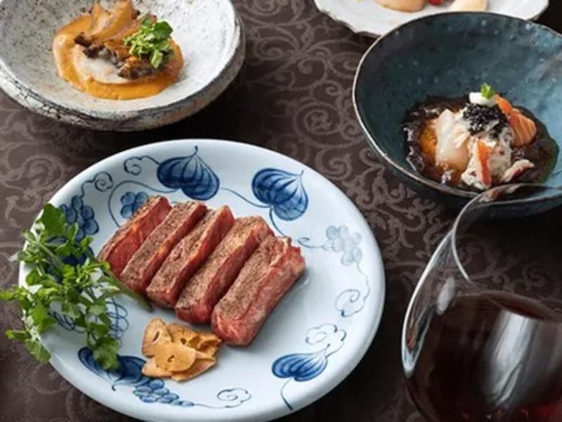 旬の魚介と厳選黒毛和牛で彩る、特別な美食のひととき。