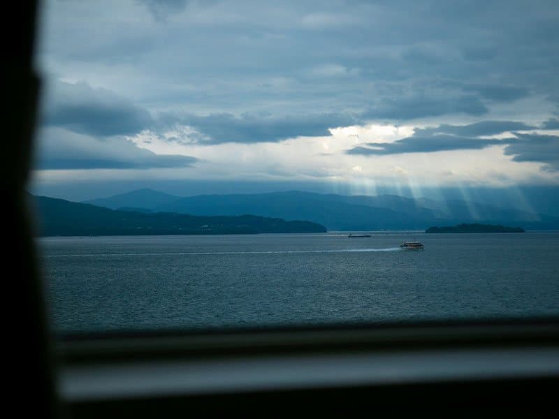 桜島側シングルからの桜島の眺めも格別です。
※桜島が見えない市街地側のお部屋もございます。