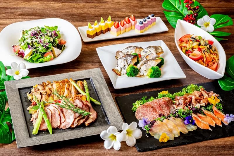 【12月限定】 貸切忘年会~シーズンビュッフェプラン~ 料理8品+選べる飲み放題+開催特典