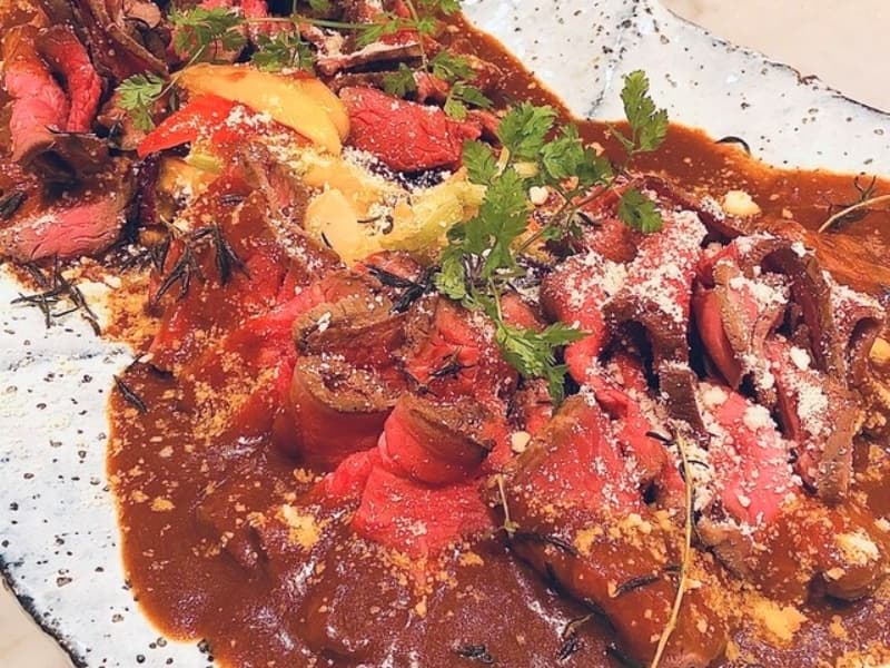 旬の食材を取り入れた彩り豊かな料理をご提供