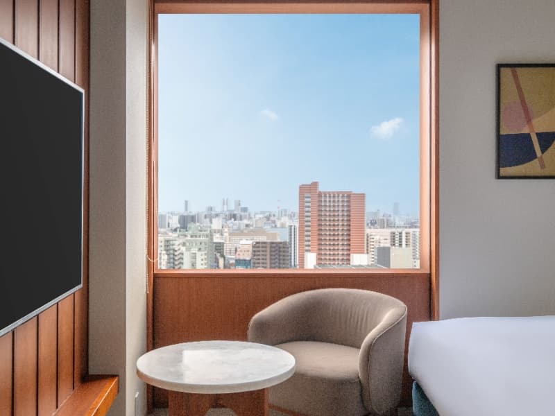 ［マークツイン 24㎡］角部屋、高層階（13階・14階）

ミニバー無料／コーナーに位置しフルリノベーションしたお部屋は、コンパクトで居心地の良い空間　浴槽がなくシャワーブースのみのお部屋です